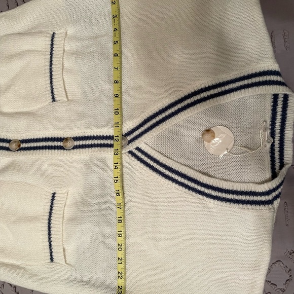 Oddi Women's White and Blue Striped Sweater Lg NWT - Picture 4 of 15